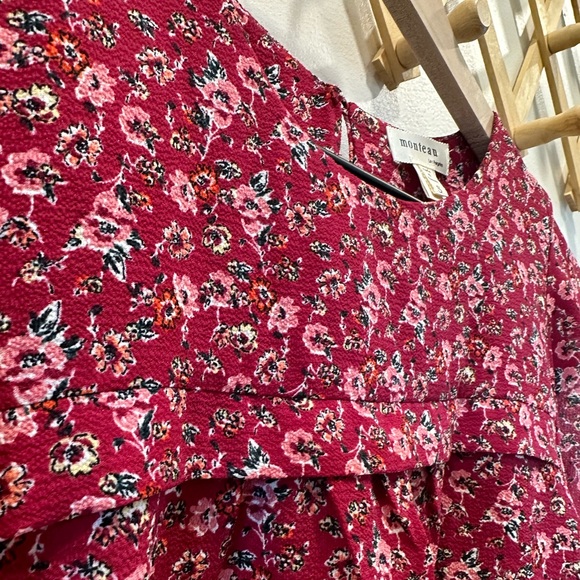 NWOT Monteau Floral Blouse ~ Red/Pink ~ Flutter Sleeves - Picture 6 of 8